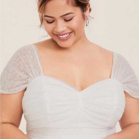 NWT torrid Special Occasion Ivory Dot Mesh Midi Skater Dress, size 18 - Picture 5 of 16